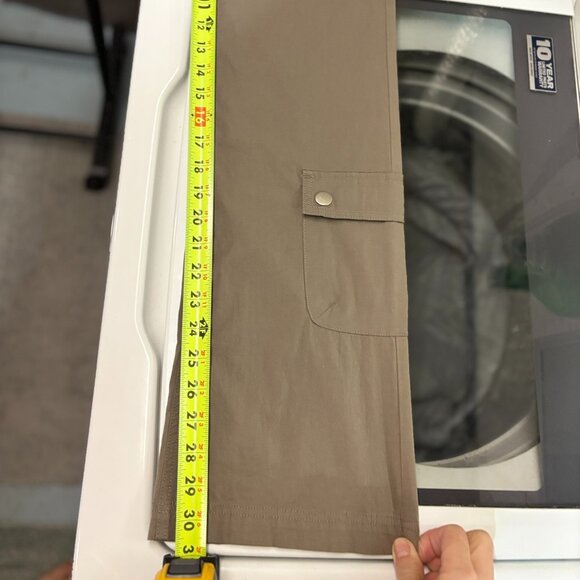 Adora Los Angeles Low-Rise Straight Cargo Pants- Khaki Tannish Olive- Size Small - Picture 14 of 15